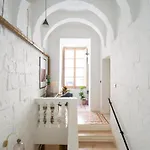 Modern & Luxurious Palazzino In Ddem1-2 Apartament *