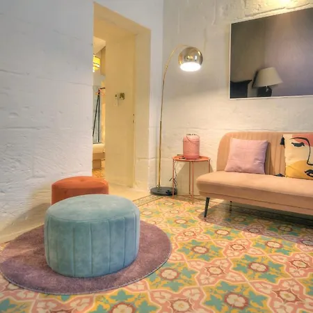 Apartament Modern & Luxurious Palazzino In Ddem1-2