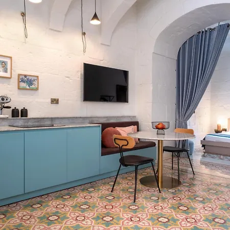 Modern & Luxurious Palazzino In Ddem1-2 Valletta