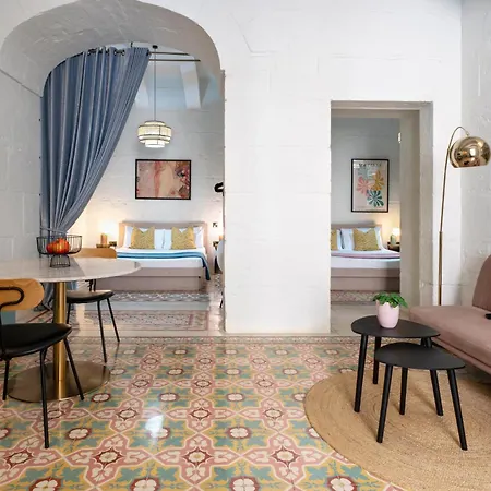 Modern & Luxurious Palazzino In Ddem1-2