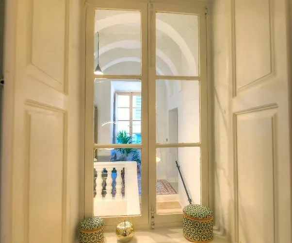 Apartment Modern & Luxurious Palazzino In Ddem1-2