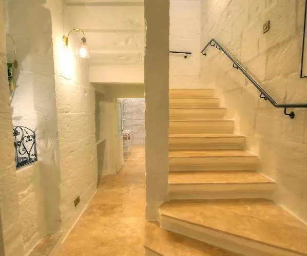 Modern & Luxurious Palazzino In Ddem1-2 * Valletta